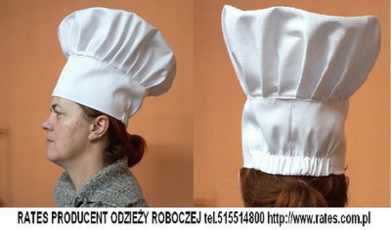 CZAPKI BUDYNIÓWKI